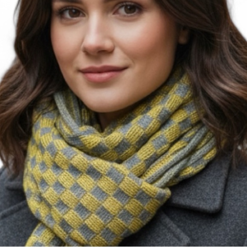 GUESS Gray Yellow Checkered Stripe Infinity Scarf